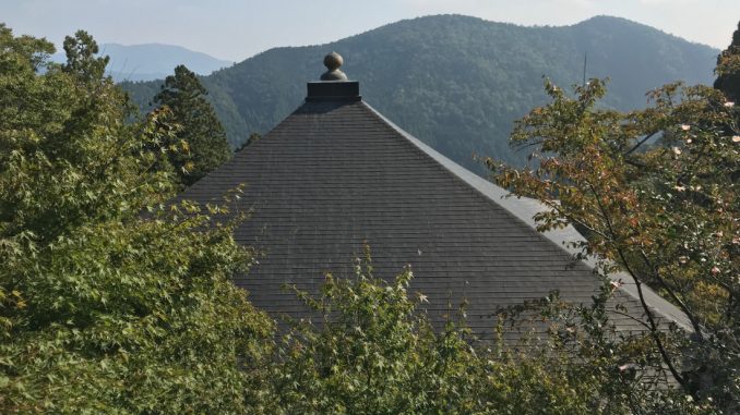 mnt-kurama-roof-blog-pic1